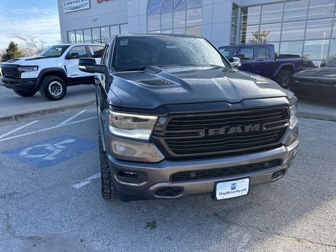 Used 2021 RAM 1500 Laramie w/ Night Edition image 4