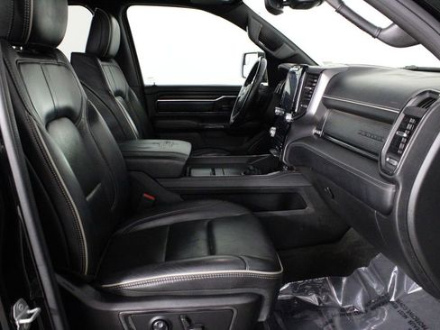 Used 2023 RAM 1500 Limited AWD/4WD image 11