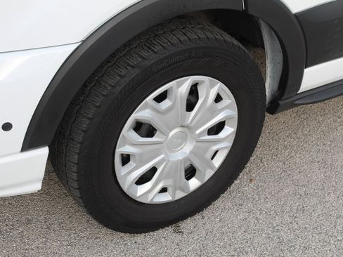 Used 2024 Ford Transit 350 XLT image 5