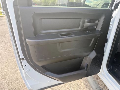 Used 2022 RAM 3500 Tradesman image 27