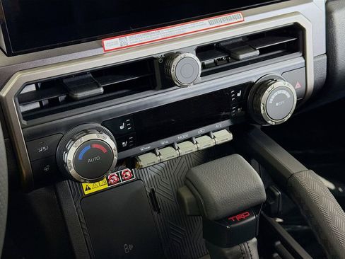 New 2026 Toyota 4Runner TRD Off-Road Premium AWD/4WD image 16