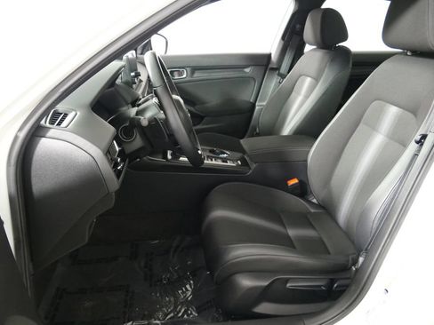 Used 2025 Honda Civic Sport image 25