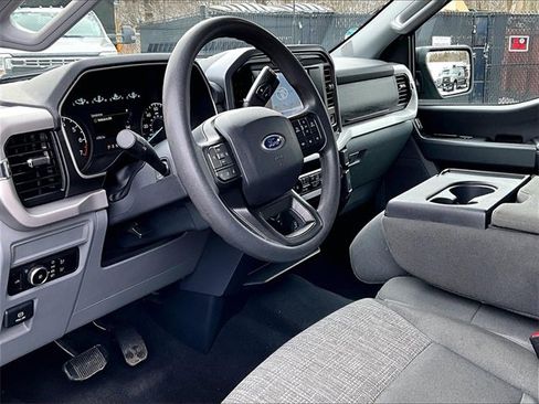 Used 2023 Ford F150 XLT image 14