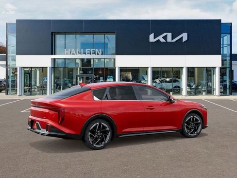New 2025 Kia K4 GT-Line image 6