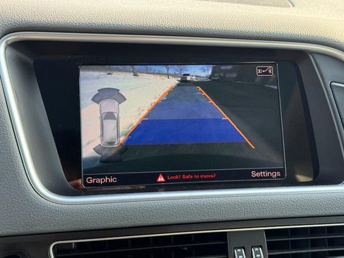 Used 2017 Audi Q5 2.0T Premium Plus w/ Technology Package image 22