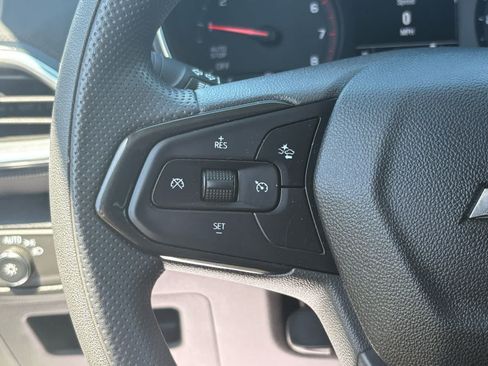 Used 2023 Chevrolet TrailBlazer LT FWD image 13