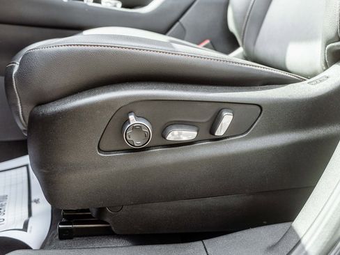 Used 2021 Cadillac XT4 Sport image 29