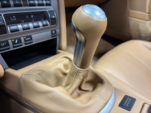 Used 2006 Porsche 911 Carrera 4S AWD/4WD image 11
