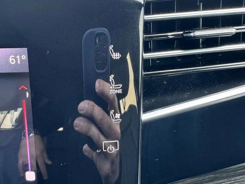 Used 2022 Jeep Wagoneer Series II w/ Premium Group I image 49