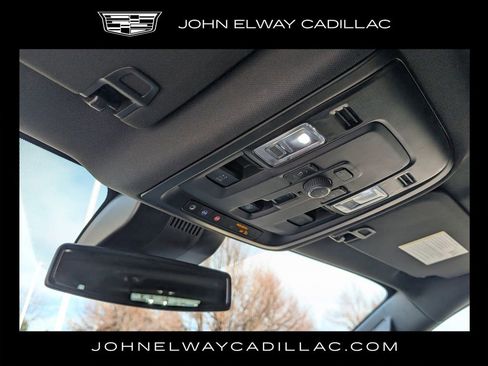 Used 2025 Chevrolet Suburban Z71 w/ Z71 Off-Road Package image 35