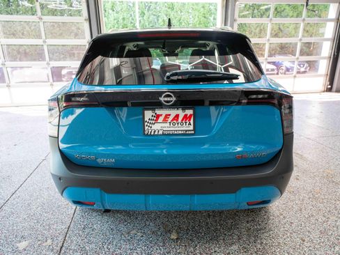 Used 2026 Nissan Kicks SR w/ SR Premium Package AWD/4WD image 3