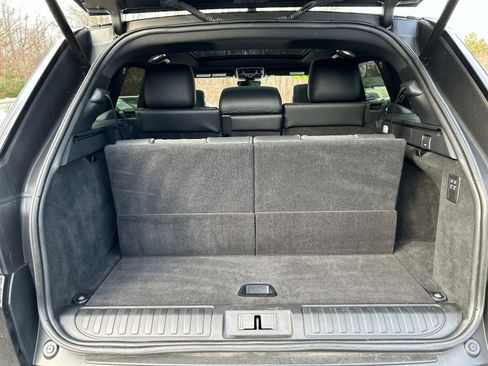 Used 2017 Land Rover Range Rover Sport HSE image 13
