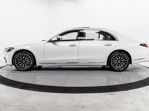 Used 2023 Mercedes-Benz S 580 4MATIC Sedan image 4