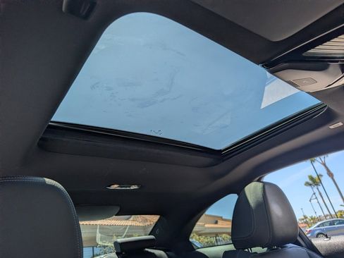 Used 2024 BMW M240i xDrive Coupe w/ Premium Package image 3