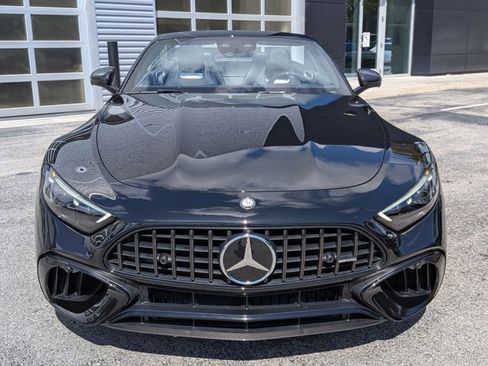 Used 2023 Mercedes-Benz SL 63 AMG 4MATIC image 2