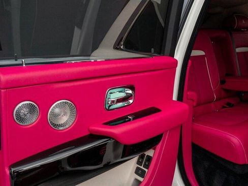 Used 2025 Rolls-Royce Cullinan image 53