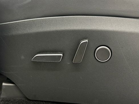 Used 2023 Tesla Model Y Long Range image 11