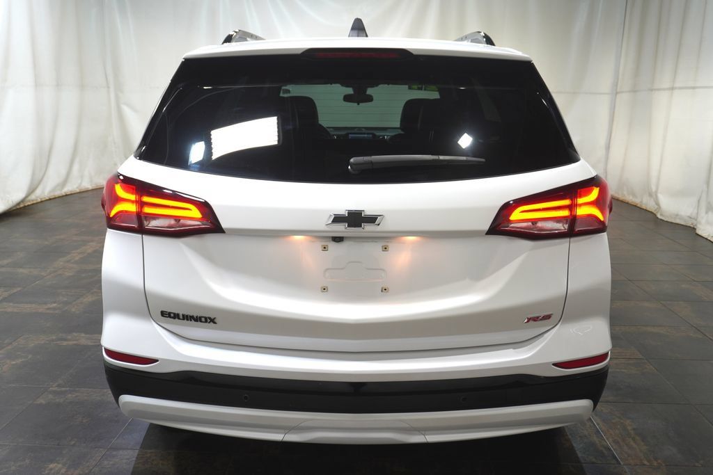 Used 2024 Chevrolet Equinox RS FWD image 5
