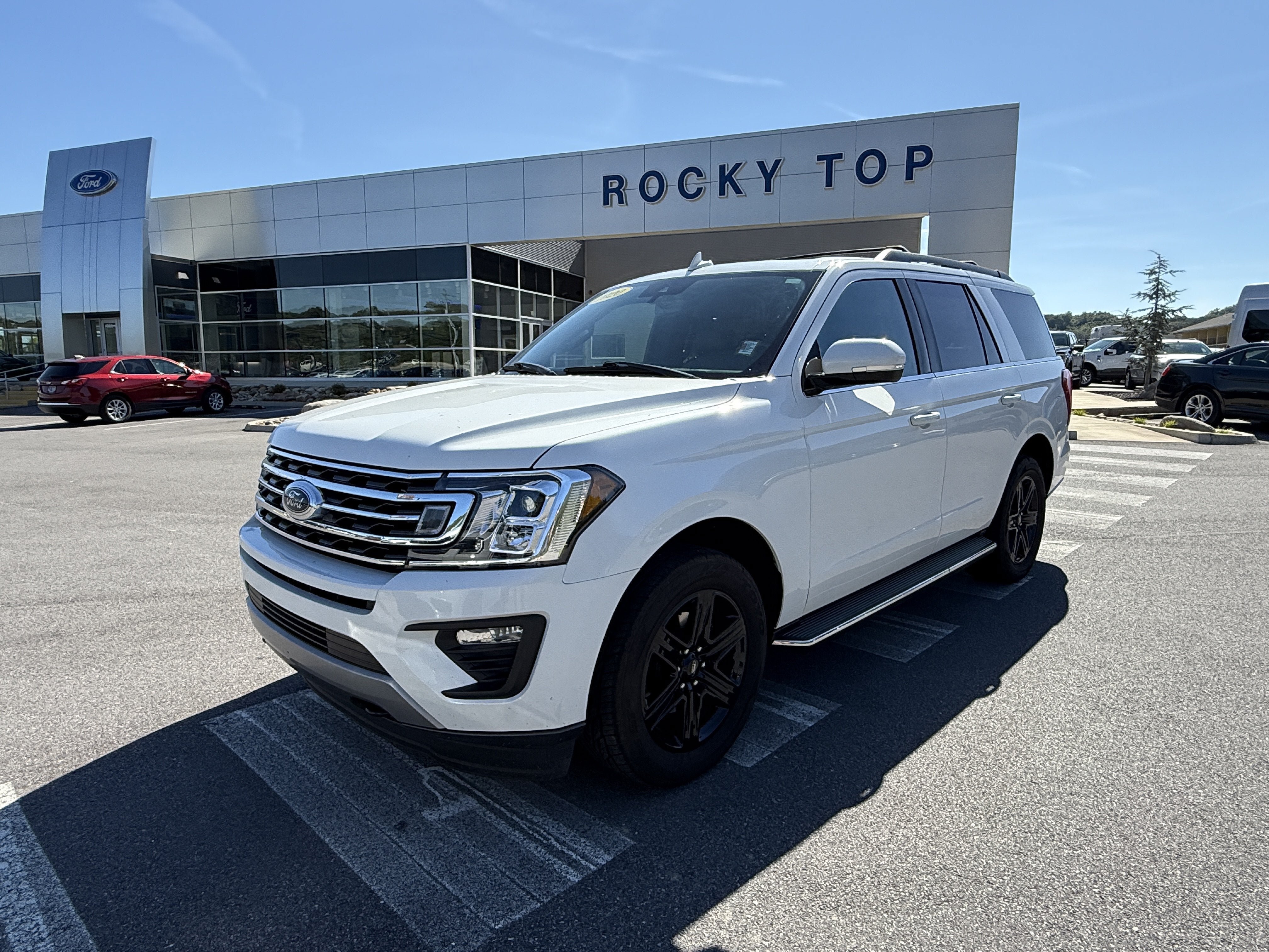 Used 2020 Ford Expedition XLT w/ Equipment Group 202A AWD/4WD image 1