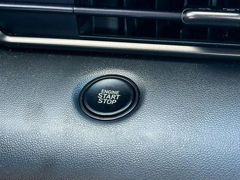 Used 2025 Hyundai Elantra Sport w/ Cargo Package image 18