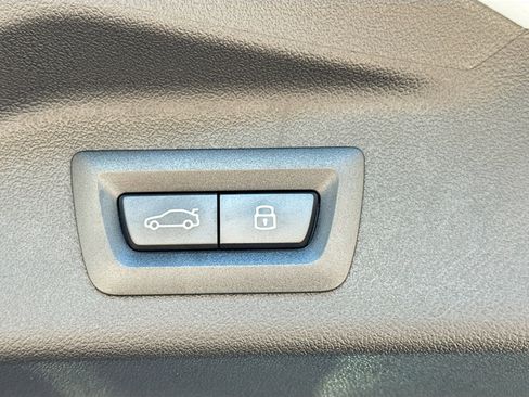 New 2026 BMW X7 xDrive40i w/ Executive Package image 14