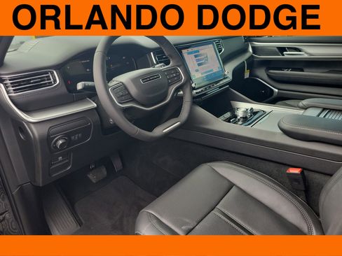New 2026 Jeep Grand Wagoneer L Limited AWD/4WD image 11