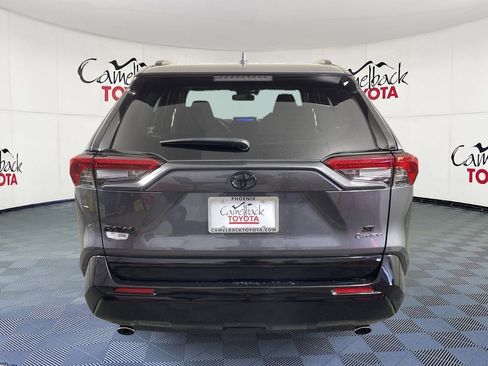 New 2025 Toyota RAV4 SE image 6