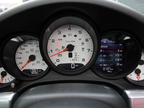 Used 2017 Porsche 911 Targa 4S image 16