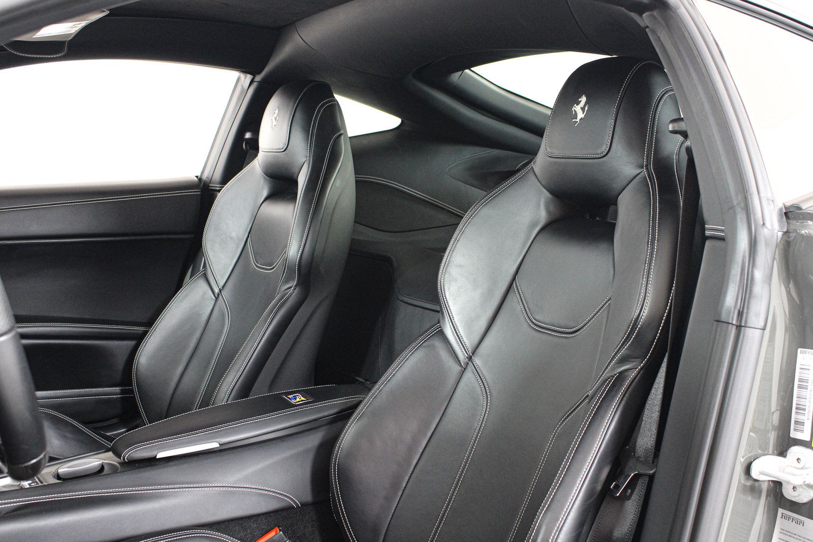 Used 2015 Ferrari F12 Berlinetta RWD image 37