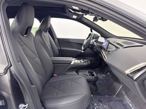 Used 2024 BMW iX xDrive50 w/ Sport Package image 15