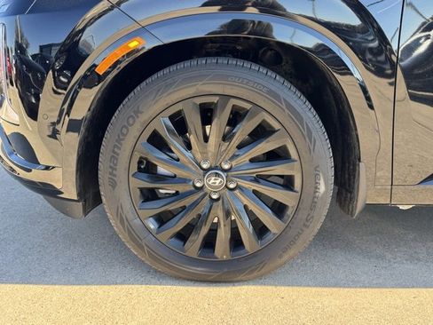 Used 2025 Hyundai Palisade Calligraphy image 8