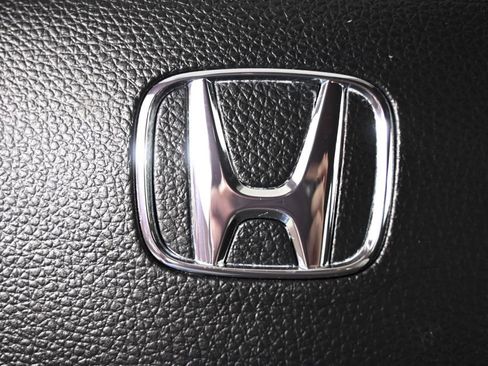 Used 2016 Honda Accord Sport image 31