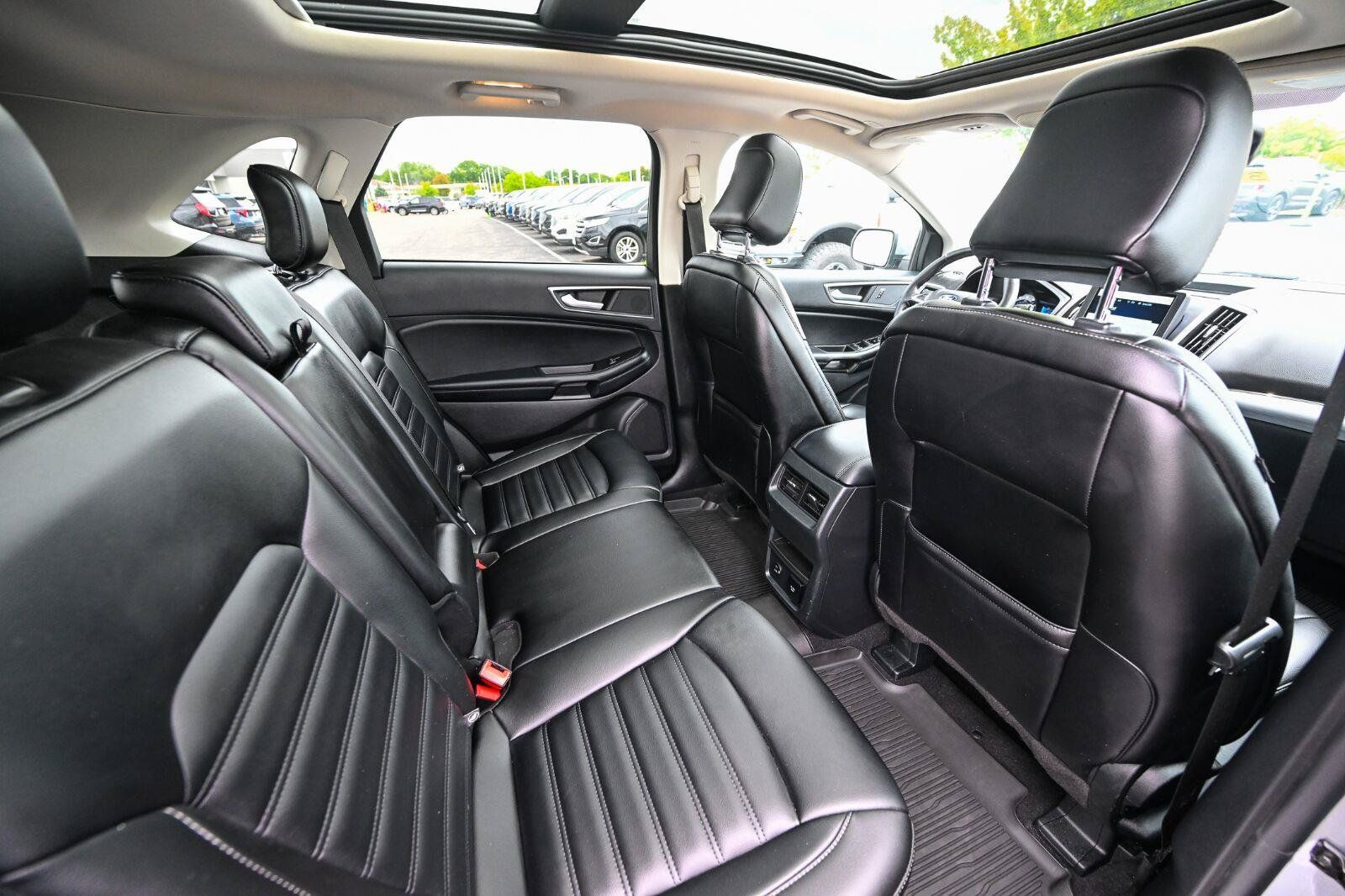 Used 2022 Ford Edge SEL w/ Convenience Package AWD/4WD image 29