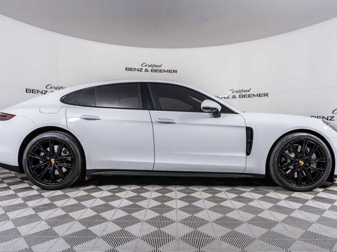 Used 2020 Porsche Panamera Base image 4