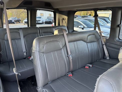 Used 2020 Chevrolet Express 2500 LS w/ Driver Convenience Package image 5