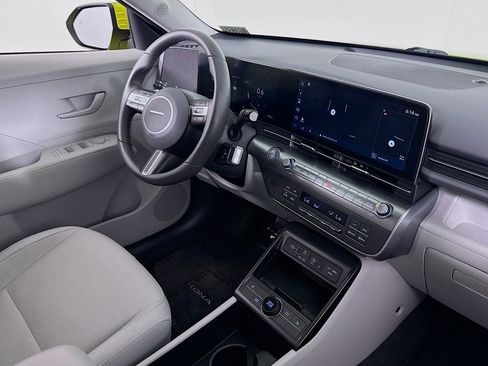 Used 2024 Hyundai Kona SEL w/ Convenience Package image 15