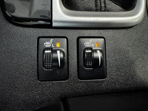 Used 2016 Toyota Highlander XLE AWD/4WD image 36