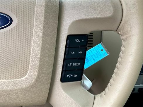 Used 2012 Ford Escape XLT FWD image 22