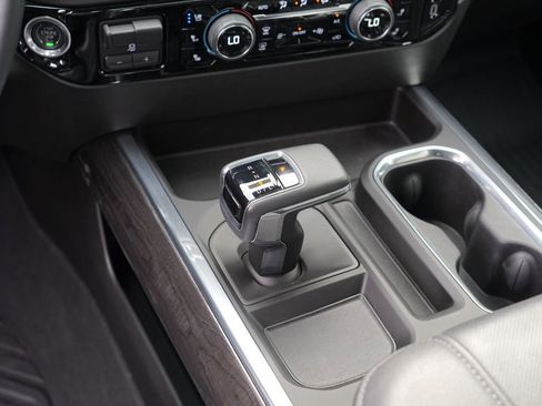 Certified 2023 Chevrolet Silverado 1500 LTZ w/ LTZ Premium Package AWD/4WD image 25