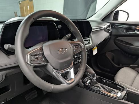 New 2026 Chevrolet TrailBlazer LT w/ Convenience Package AWD/4WD image 18
