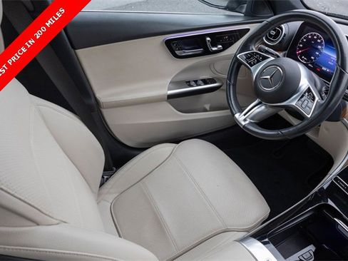 Used 2023 Mercedes-Benz C 300 4MATIC Sedan image 23