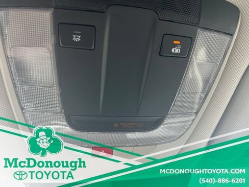 Used 2025 Kia Sorento S AWD/4WD image 20