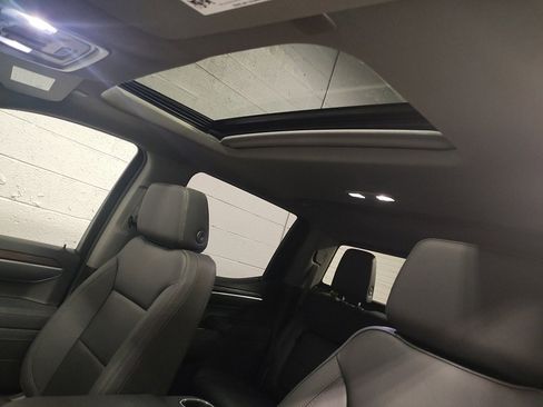 New 2026 GMC Sierra 1500 SLT w/ SLT Premium Plus Package image 25