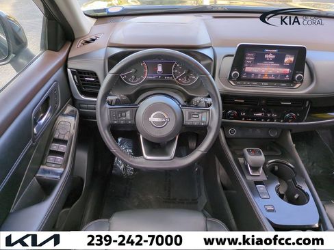 Used 2023 Nissan Rogue SL image 15