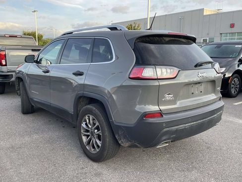 Used 2021 Jeep Cherokee Latitude Lux w/ Sun & Sound Group AWD/4WD image 3