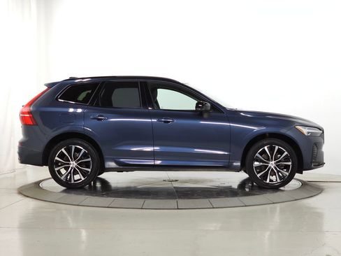 Certified 2025 Volvo XC60 B5 Plus AWD/4WD image 14