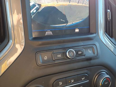 Used 2021 Chevrolet Silverado 1500 Custom image 8