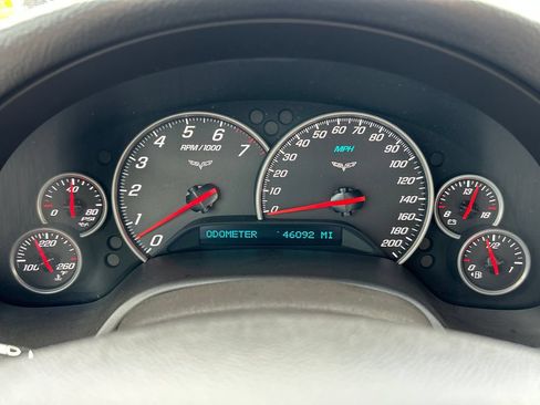 Used 2008 Chevrolet Corvette Convertible w/ Preferred Equipment Group RWD image 9