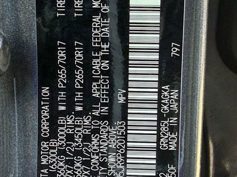 Used 2023 Toyota 4Runner TRD Off-Road Premium image 17