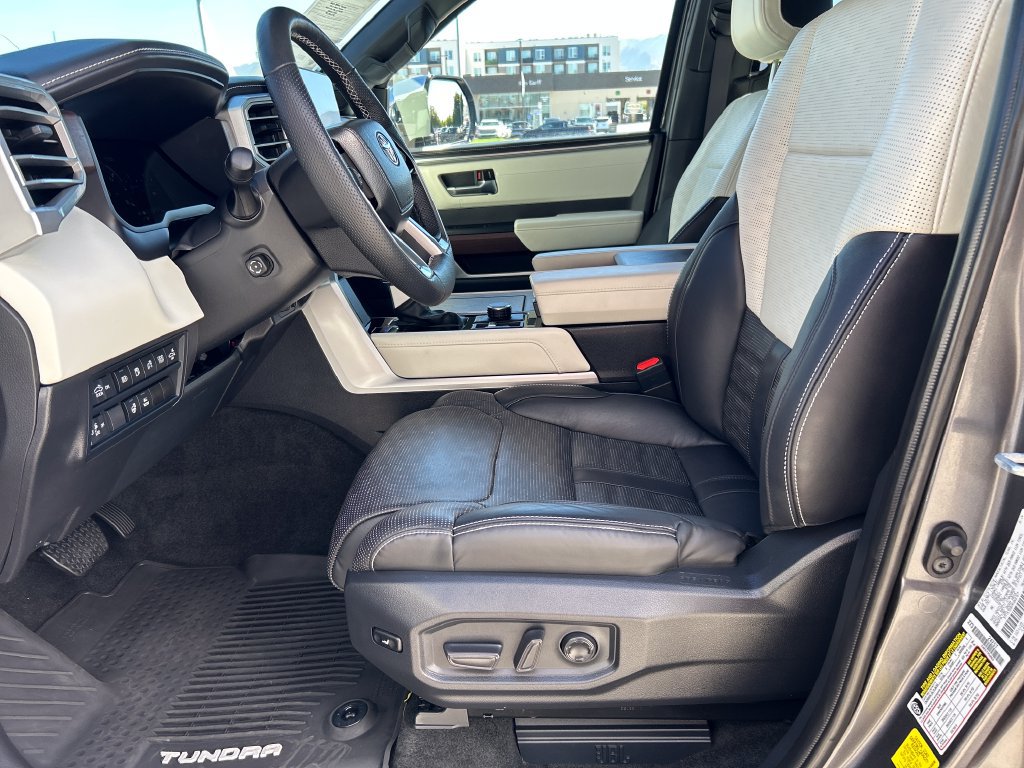 Used 2024 Toyota Tundra Capstone AWD/4WD image 10